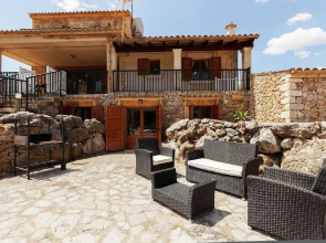 Country House Near Pollensa & Bay Beaches