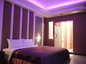 Roman Vacation Motel