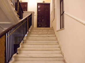 Oh So Indie House Hostel