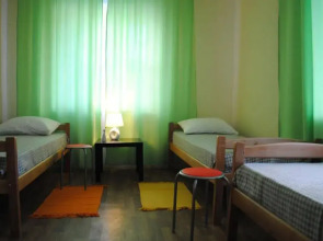 Домино Хостел