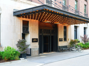 The Chicago Hotel Collection Ambassador Gold Coast