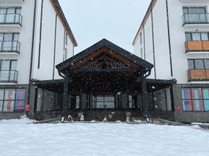 Twins #144 New Gudauri with Mountain View