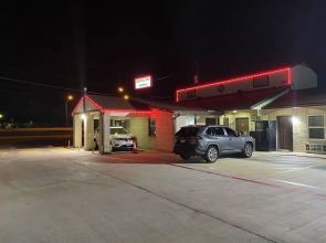 Golden Inn Dallas by Hotel O