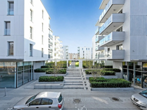 Flats For Rent - Apartment by the sea