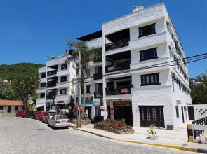 Apartamento Frente Mar com 02 suítes