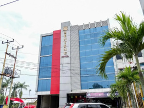 RedDoorz Plus near Living World Pekanbaru