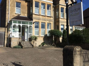 Bridge House Bath