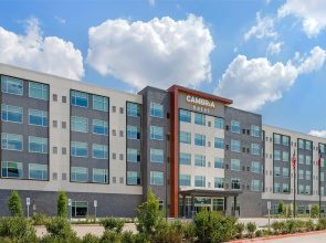 Cambria Hotel Fort Worth - Medical Center