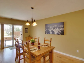 Bozeman Condo w/ Grill ~ 2 Mi to Hot Springs!