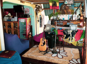 Indiana Cafe and Beds