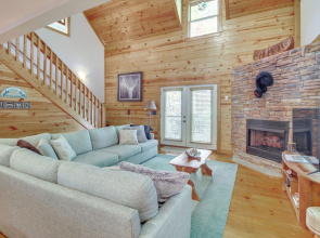 Coosawattee River Resort Home Mins From Blue Ridge