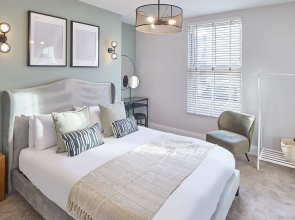 Host Stay Albion House