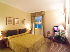 Jolly Dello Stretto Palace Hotel