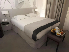 Hotel Queen Mary Paris