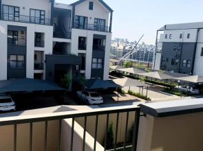 Munyaka Waterfall: Executive Apartment