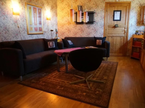 Fjordside Lodge