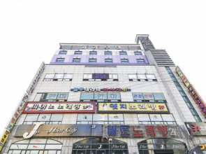 ZARA in Bonggok-dong Changwon