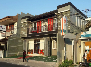 RedDoorz Plus @ Hotel Star 88
