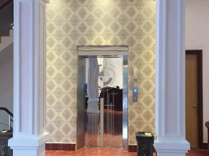 Hoang Trung Hotel