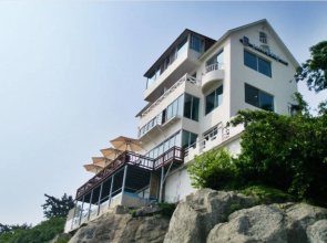 Yeosu Carp Island