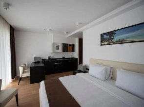 White villas (Seabreeze)