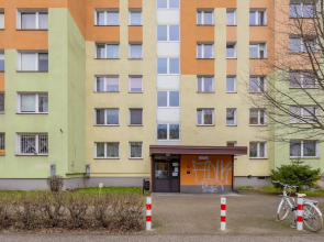Apartment With Balcony for 2 by Renters