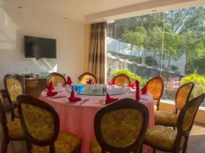 Fengrui Shanju Inn
