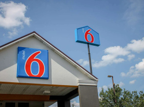 Motel 6 Knoxville, TN - East