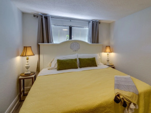 Melbourne Escape w/ Screened Patio, Near Beaches!