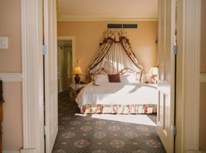 Chateau Yering Hotel