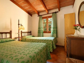 Villa - 4 Bedrooms with Pool - 103228