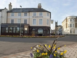 The Queen Hotel Wetherspoon