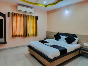 Hotel Sai Laxmi
