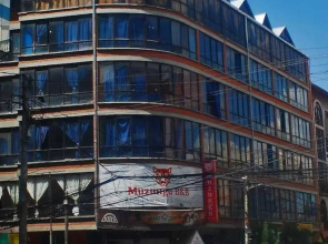Muzungu Hostel