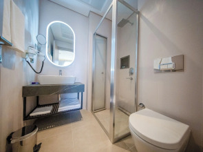 The Palm Bosphorus Hotel