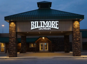 Biltmore Hotel & Suites
