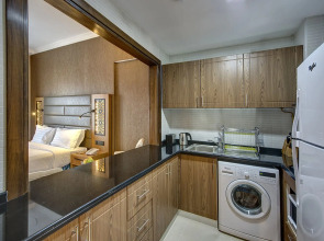 Class Hotel Apartments