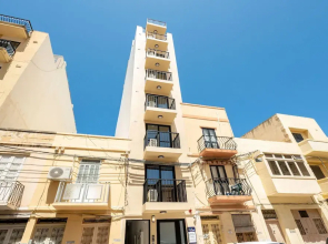 Sea Bliss Penthouse with two terraces enjoying side seaviews by Gatewaysmalta