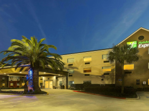 Holiday Inn Express Kenner - New Orleans Airport by IHG