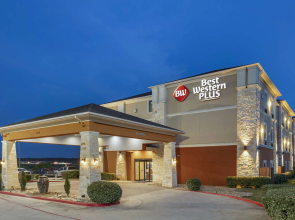 Best Western Plus Longhorn Inn & Suites