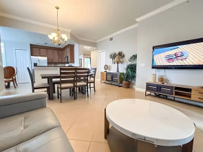 Modern 3BR Condo Reunion Resort + Pool Access