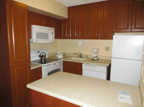 Jockey Resort Suites Center Strip