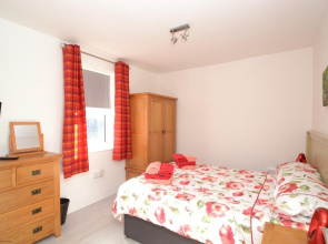 Yew Tree Apartment Two Ryde