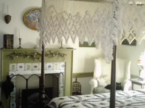 Barker House Bed & Breakfast