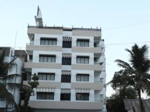 STARiHOTELS Railway Station Surat