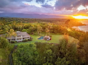 Secret Beach House in Kilauea