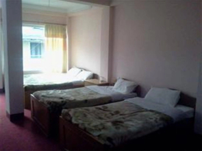 Hotel Skylark
