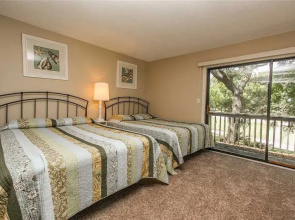 Hickory Cove 18