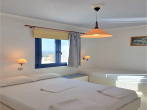 Hermes Korifi Suites Private Apartment