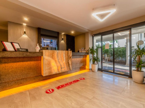 Tema 242 Hotel